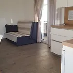 Nora Stinjan Apartment *