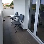 Nora Stinjan Appartement