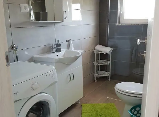 Appartement Nora Stinjan