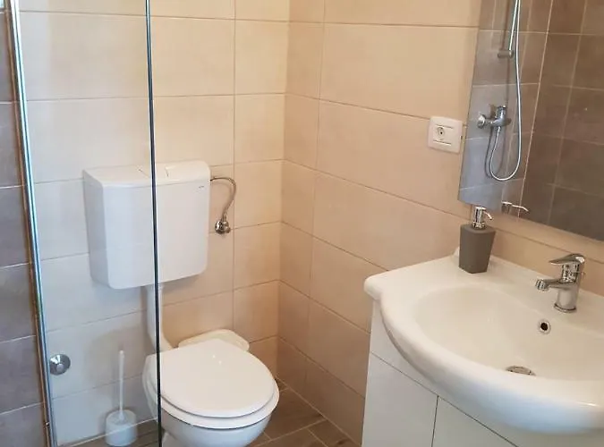 Appartement Nora Stinjan *