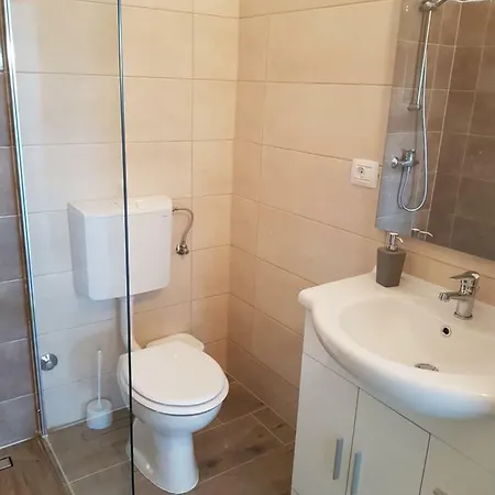 Apartmán Nora Stinjan *