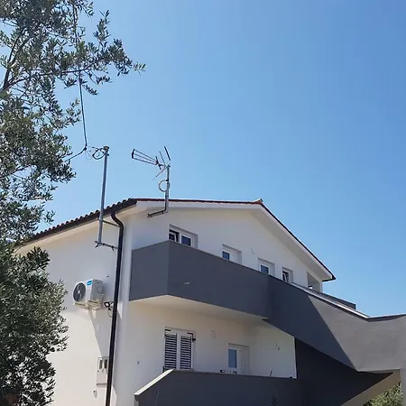 Apartmán Nora Stinjan Pula