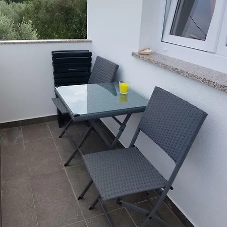 Apartmán Nora Stinjan Pula