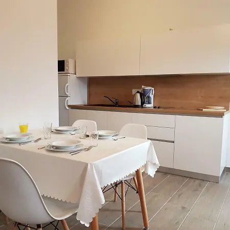 Nora Stinjan Apartmán