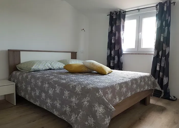 Apartman Nora Stinjan Pula