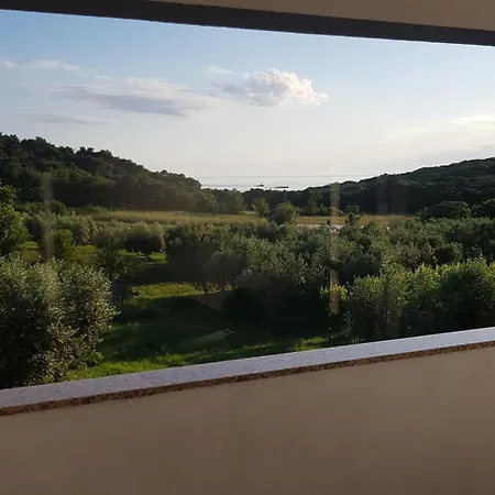 Nora Stinjan Apartament *