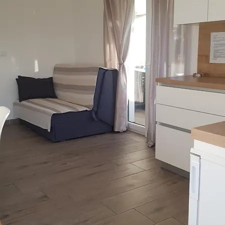 Nora Stinjan Apartament *